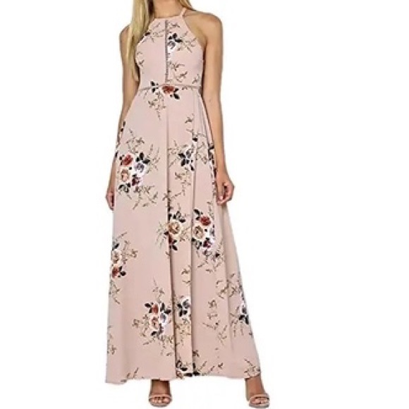 Zesica Dresses & Skirts - NWT 👑 Floral Backless Maxi